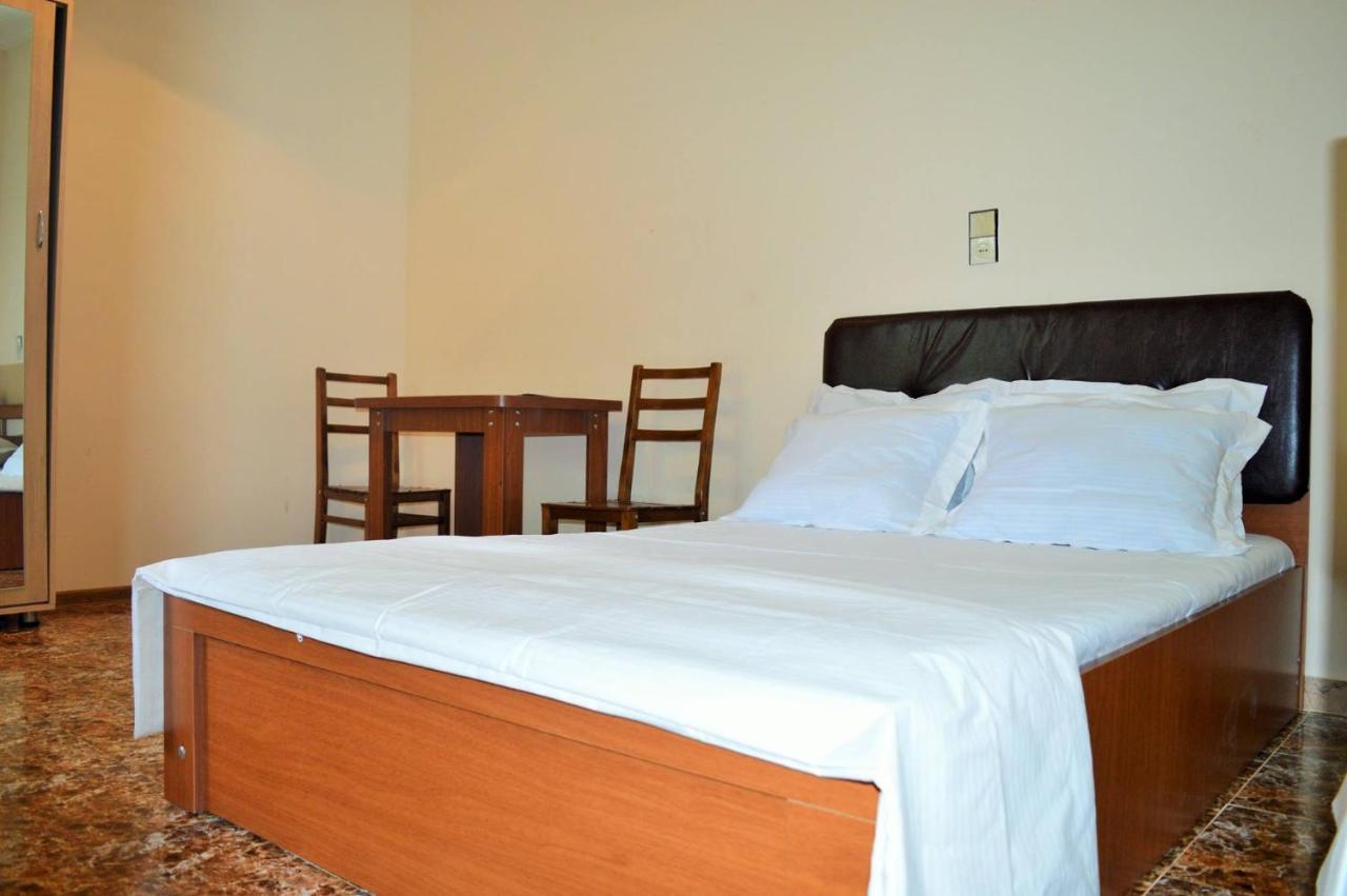 Hotel Tedi Qwareli Exterior foto