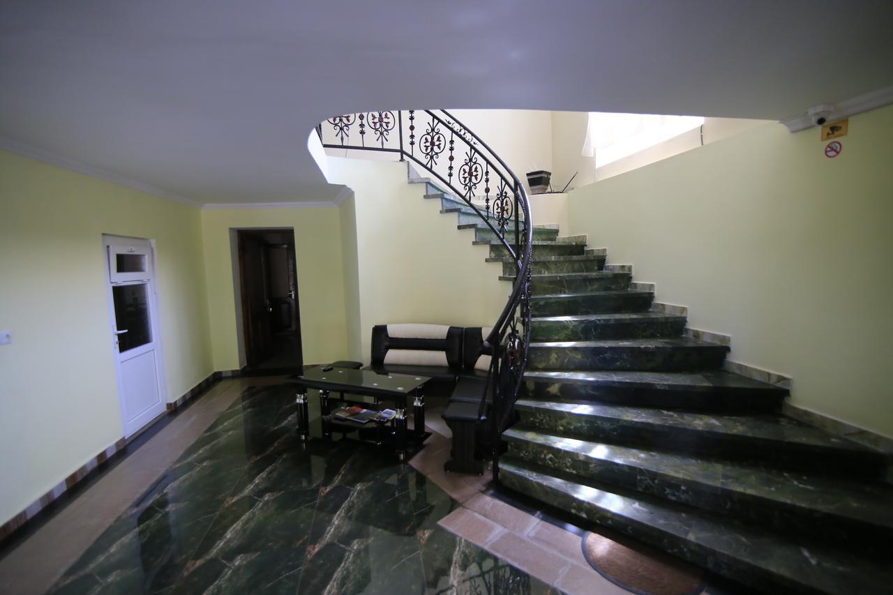 Hotel Tedi Qwareli Exterior foto